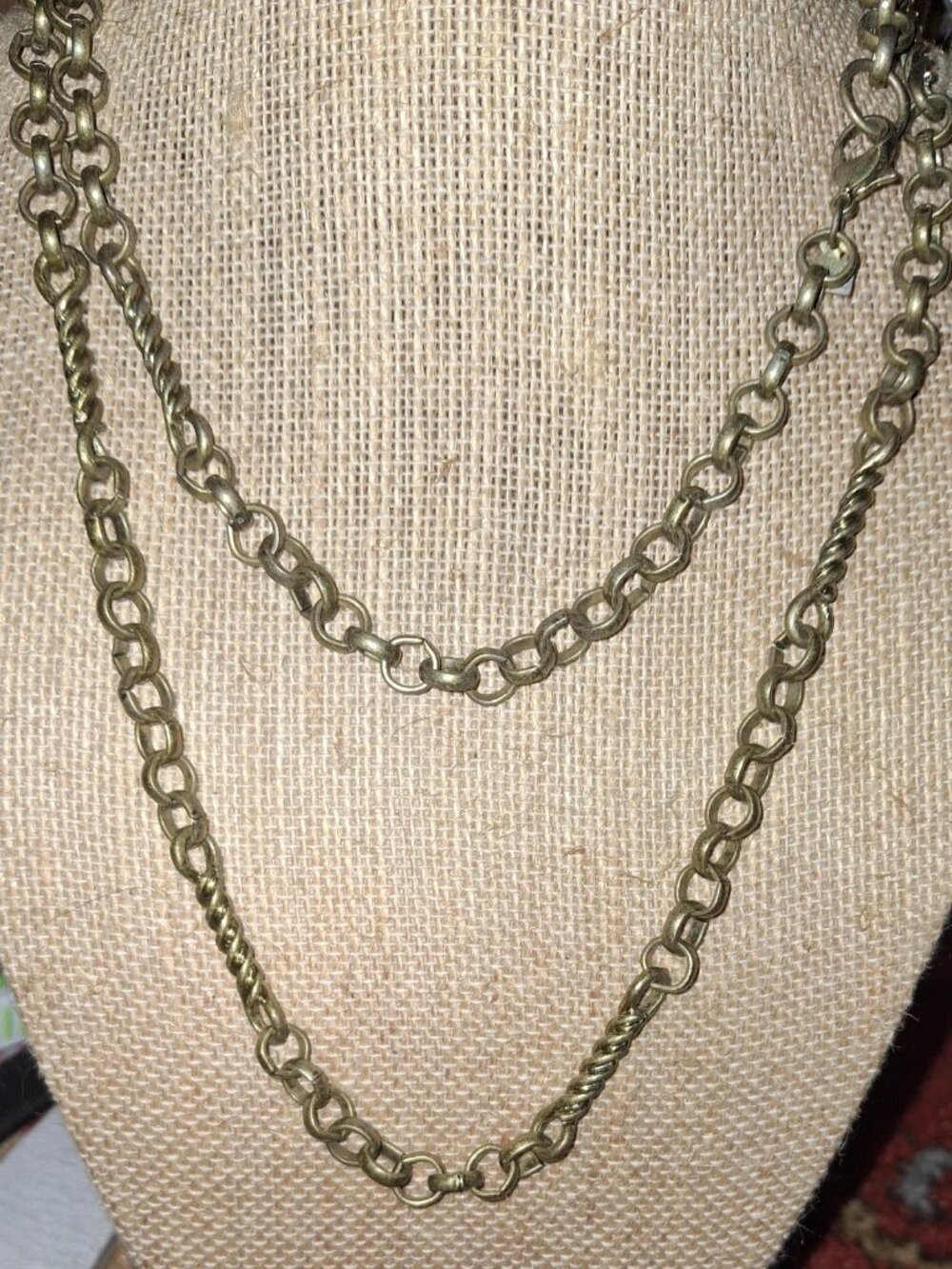 Banana republic vintage twisty chain necklace vintage br logo distressed